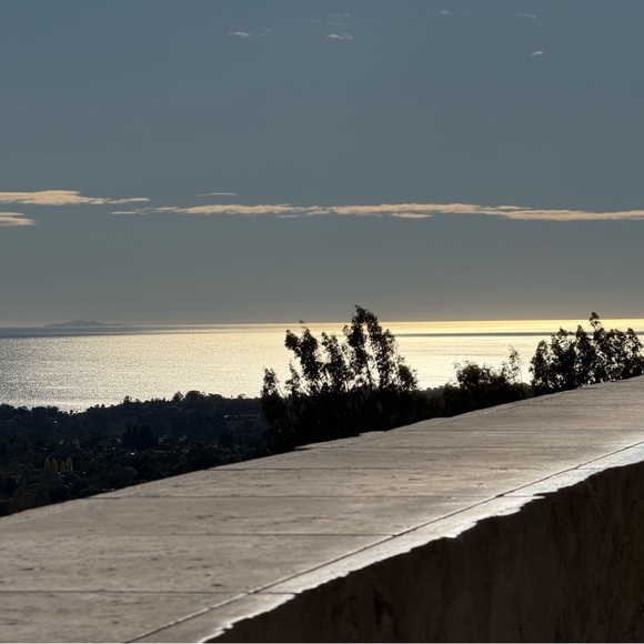 Meet your Posher - Picture 1 of 1